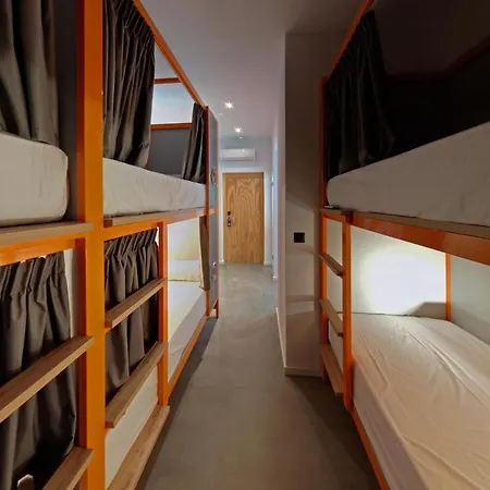 ゲストハウス Konk *